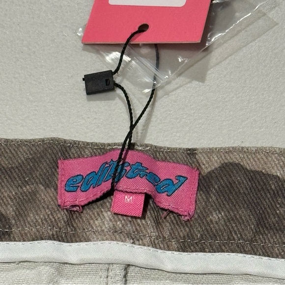 Edikted Size Medium Olive Camouflage Low Waist Cargo Zipper Pockets Mini Skirt - Picture 3 of 8